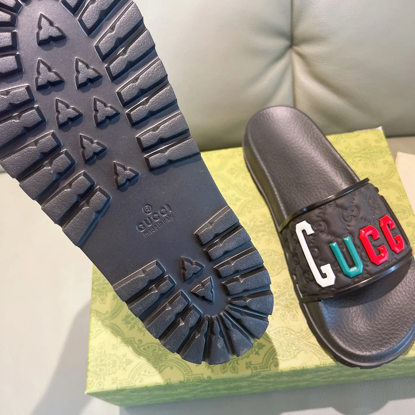 Men's Men's Shoes 130🐮🐮Gucci Gucci Slippers Gucci 2024 latest beach sandals slippers Original molding double G LOGO Original molding consistent Outsole: Men's Men's Shoes u double-layer outsole Size: 35-46